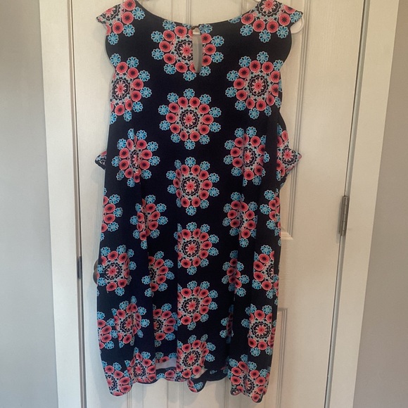 Crown & Ivy Dress - Picture 2 of 5